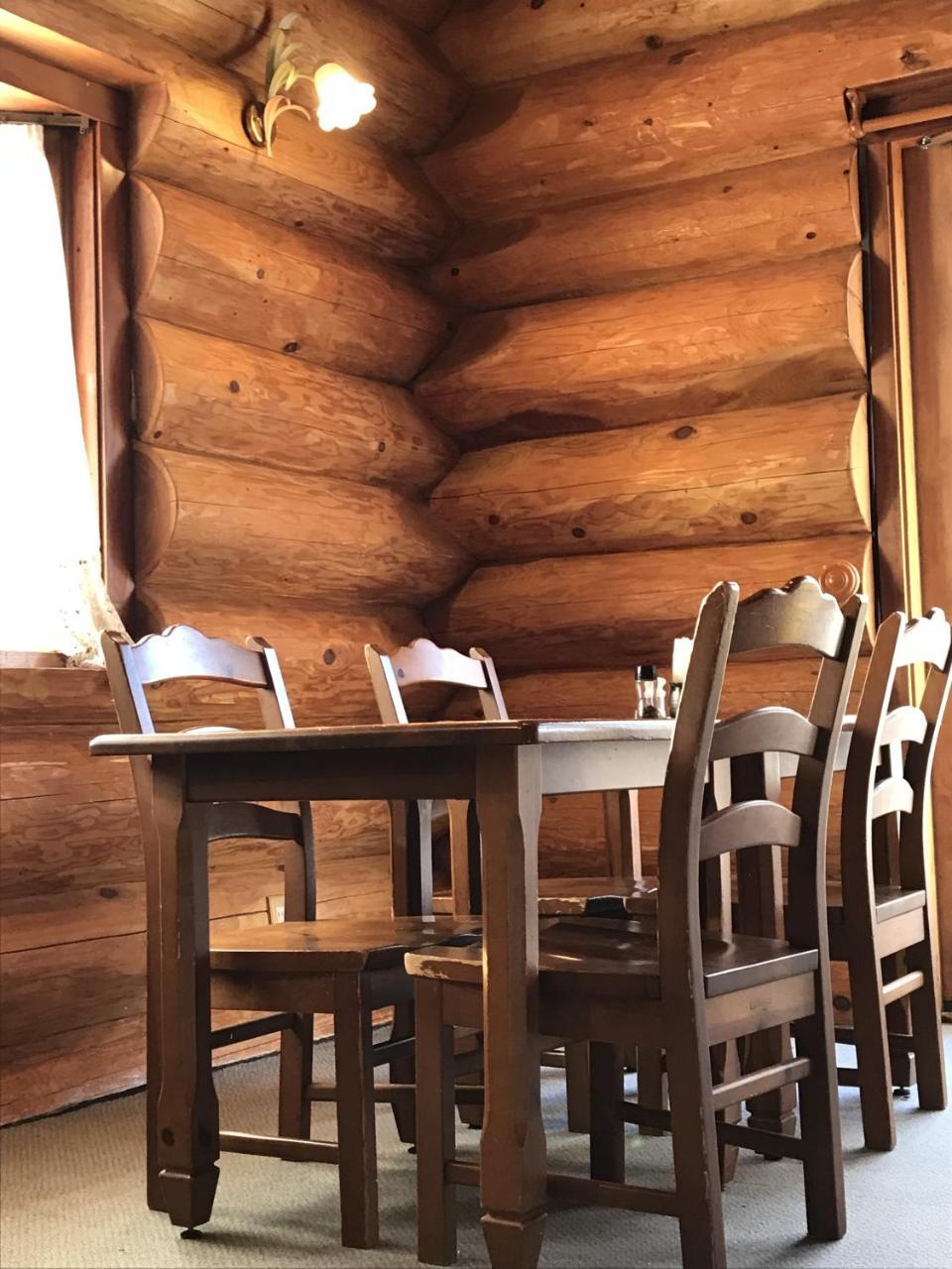 log Hotel kamloops Shinano  Eksteriør billede